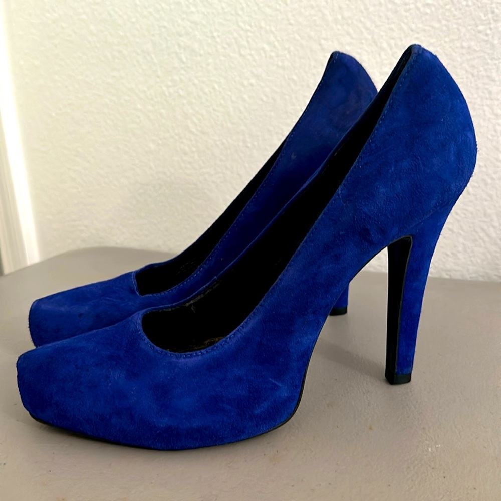 Blue Gianni Bini Heels (Size 10)